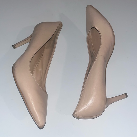 3/$15. BCBG Generation 9 - Picture 1 of 8